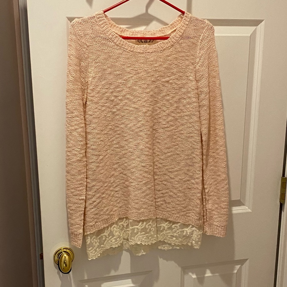 Pink rose sweater size small blush in color.